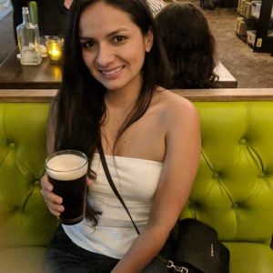 Meet your Posher, Andrea